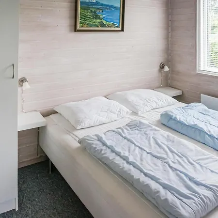 3 Bedroom Awesome In Holiday home Hejls